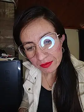 ERIKA  29 online show from 10/03/25, 11:51