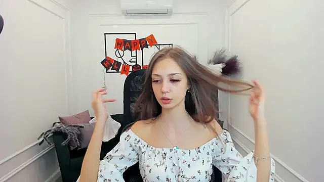 EmilyGraydis online show from 10/21/25, 04:46