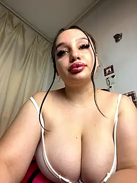 curvybombb online show from 09/26/25, 12:42