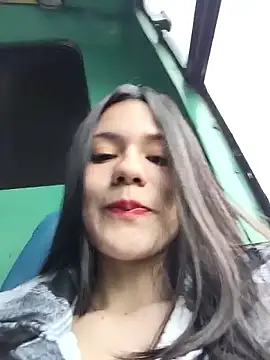 Snapshot of CHARLOTTE__05 chatting on 09/18/25, 11:56 CHARLOTTE 05 online show from 09/18/25, 11:56