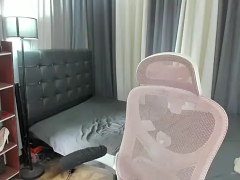 Seductive Margaux online show from 02/11/26, 06:40