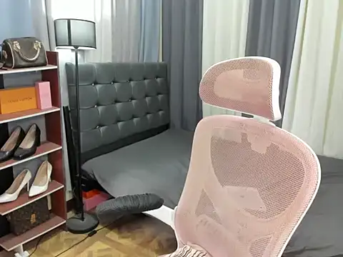 Seductive Margaux online show from 03/06/26, 05:59