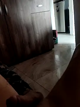 sebxxx19 online show from 10/08/25, 04:15