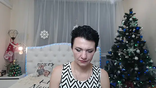 AvaSaturnian online show from 11/29/25, 12:08