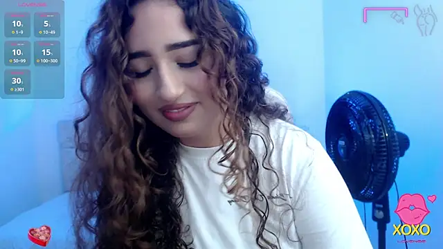 Snapshot of sasha_17_ chatting on 09/25/25, 05:16 sasha 17 online show from 09/25/25, 05:16