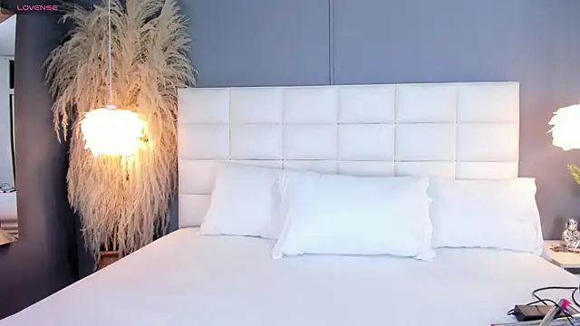 AnastasiaBlare online show from 12/18/25, 05:19