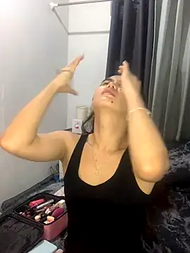 Snapshot of AngelHille chatting on 10/24/25, 08:49 AngelHille online show from 10/24/25, 08:49