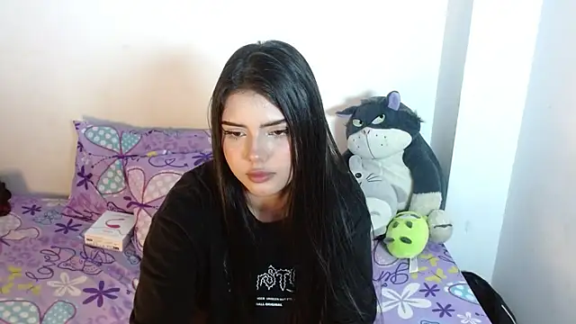 Emma yui19 online show from 11/29/25, 10:24