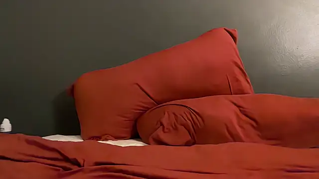 maskedboy1 online show from 10/26/25, 12:33