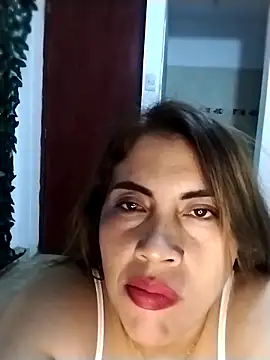 Camila latina 0 online show from 10/15/25, 02:01