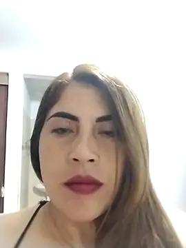 Camila latina 0 online show from 10/22/25, 05:08