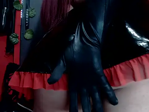 Evadiryxxx online show from 04/21/26, 01:42