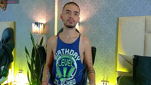 HairyDiamond  online show from 09/25/25, 11:03