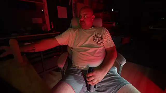 Snapshot of Soundfreak chatting on 09/17/25, 07:54 Soundfreak online show from 09/17/25, 07:54