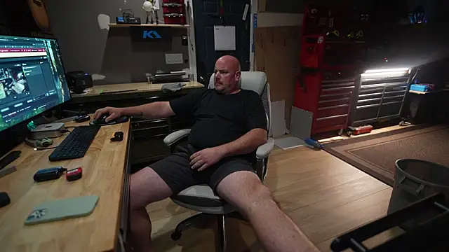 Snapshot of Soundfreak chatting on 09/26/25, 03:54 Soundfreak online show from 09/26/25, 03:54