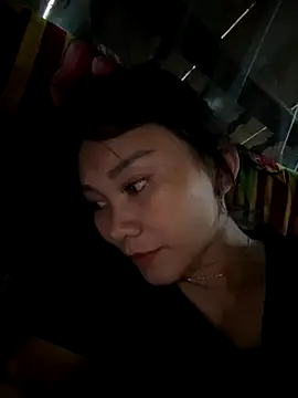 Snapshot of Almond-cute chatting on 09/26/25, 05:22 Almond-cute online show from 09/26/25, 05:22