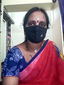 Snapshot of Mee_harini-telugupilla chatting on 10/31/25, 04:35 Mee harini-telugupilla online show from 10/31/25, 04:35