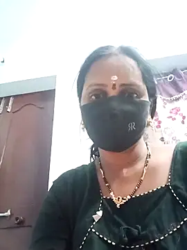 Snapshot of Mee_harini-telugupilla chatting on 11/07/25, 04:51 Mee harini-telugupilla online show from 11/07/25, 04:51