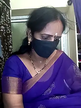 Snapshot of Mee_harini-telugupilla chatting on 11/08/25, 07:30 Mee harini-telugupilla online show from 11/08/25, 07:30