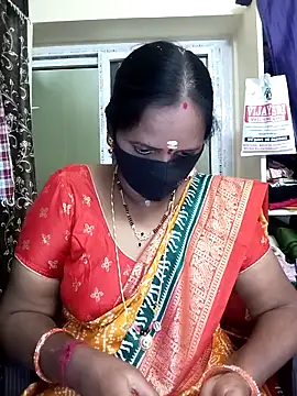 Snapshot of Mee_harini-telugupilla chatting on 11/21/25, 04:11 Mee harini-telugupilla online show from 11/21/25, 04:11