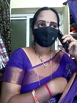 Snapshot of Mee_harini-telugupilla chatting on 11/23/25, 03:39 Mee harini-telugupilla online show from 11/23/25, 03:39