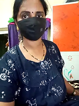 Snapshot of Mee_harini-telugupilla chatting on 12/14/25, 04:34 Mee harini-telugupilla online show from 12/14/25, 04:34