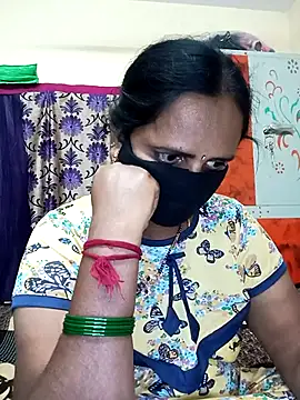 Snapshot of Mee_harini-telugupilla chatting on 12/15/25, 04:55 Mee harini-telugupilla online show from 12/15/25, 04:55