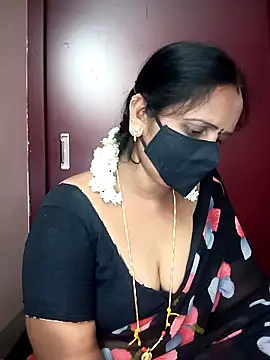 Snapshot of Mee_harini-telugupilla chatting on 02/21/26, 06:42 Mee harini-telugupilla online show from 02/21/26, 06:42