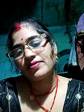 Snapshot of Mis_sonam chatting on 09/28/25, 01:49 Mis sonam online show from 09/28/25, 01:49