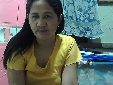 hotmama 063 online show from 10/03/25, 10:45