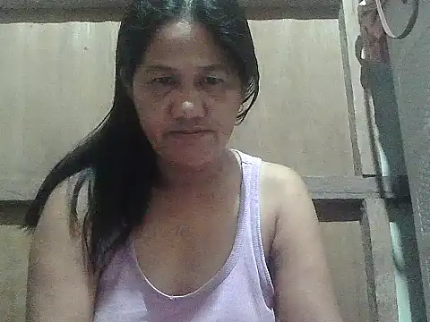 Snapshot of hotmama_063 chatting on 06/13/26, 08:51 hotmama 063 online show from 06/13/26, 08:51