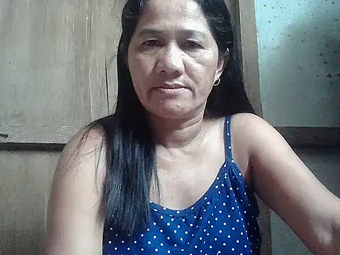 Snapshot of hotmama_063 chatting on 07/10/26, 01:54 hotmama 063 online show from 07/10/26, 01:54