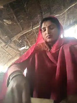 LUCKY cut online show from 11/19/25, 03:39