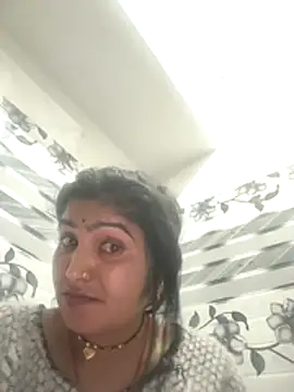 LUCKY cut online show from 02/20/26, 11:00