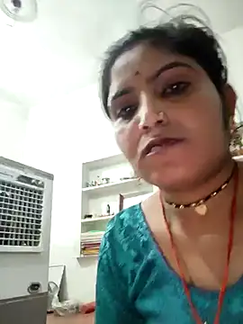 LUCKY cut online show from 04/18/26, 06:23