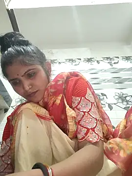 LUCKY cut online show from 04/23/26, 02:52