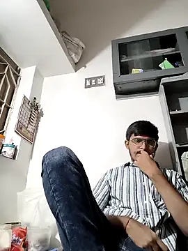 RotundHeadway online show from 11/14/25, 01:43