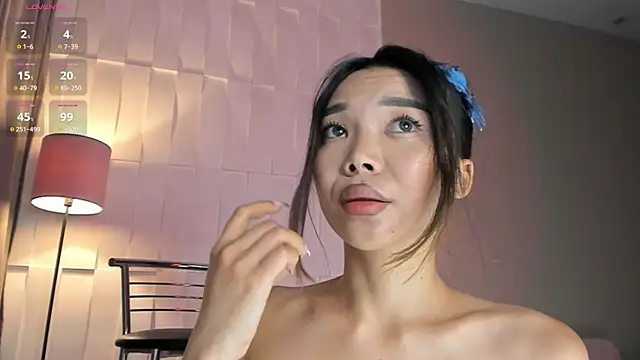 Snapshot of Rem_Esme chatting on 11/06/25, 02:56 Rem Esme online show from 11/06/25, 02:56