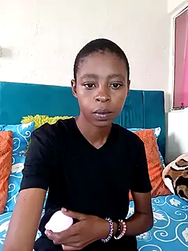 SweetSlenderChoc online show from 04/12/26, 11:15