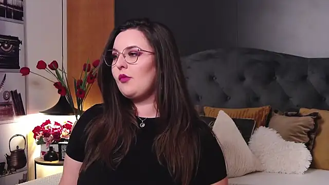 Snapshot of Mia_Swano chatting on 10/07/25, 11:46 Mia Swano online show from 10/07/25, 11:46