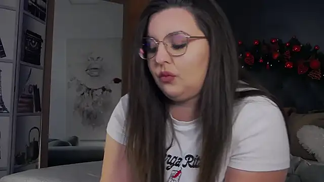 Snapshot of Mia_Swano chatting on 12/05/25, 01:14 Mia Swano online show from 12/05/25, 01:14