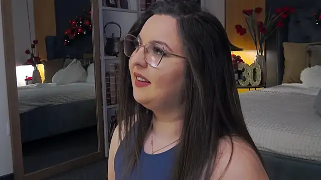 Snapshot of Mia_Swano chatting on 12/18/25, 11:33 Mia Swano online show from 12/18/25, 11:33