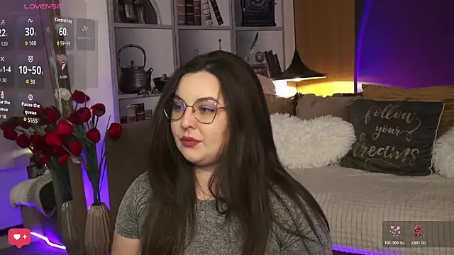 Mia Swano online show from 04/29/26, 02:04