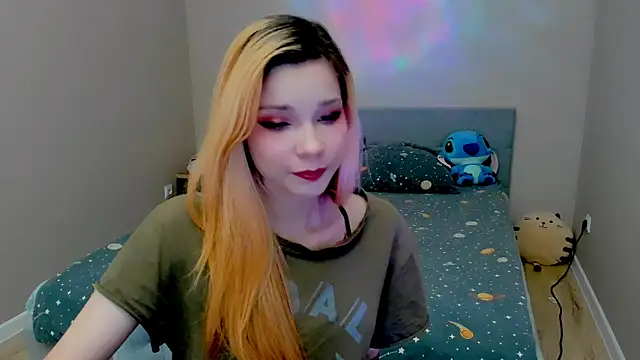 Kitten Alissa online show from 10/02/25, 06:15