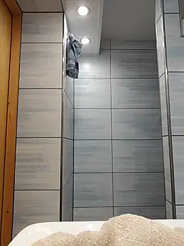 Snapshot of Oldmenhot66 chatting on 11/13/25, 04:28 Oldmenhot66 online show from 11/13/25, 04:28