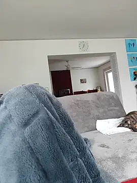 Snapshot of Oldmenhot66 chatting on 12/22/25, 11:40 Oldmenhot66 online show from 12/22/25, 11:40