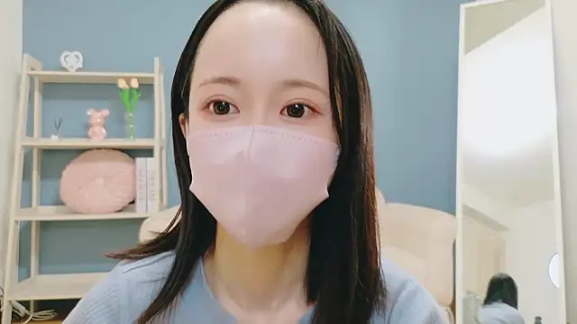 Snapshot of Kurumi_chan_ chatting on 09/18/25, 10:39 Kurumi chan  online show from 09/18/25, 10:39