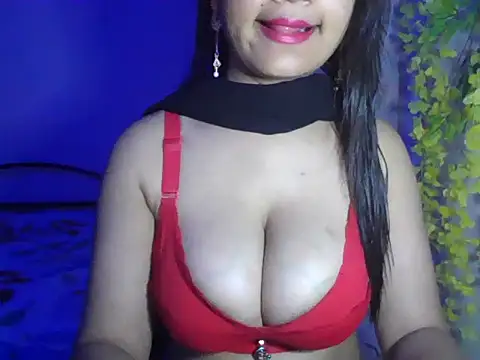 Snapshot of Tiedtogether69 chatting on 10/26/25, 02:01 Tiedtogether69 online show from 10/26/25, 02:01