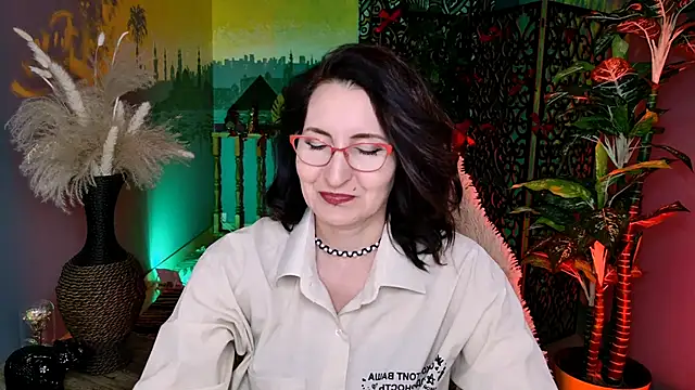 UnaTerra online show from 02/15/26, 09:19