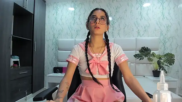 ValerySkinnyy online show from 10/11/25, 11:36